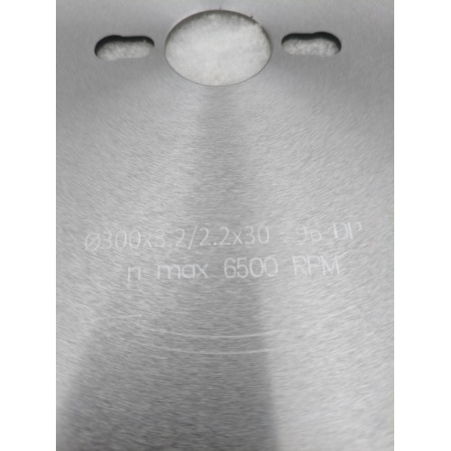 Пильный диск алмазный PCD для ДСП 300*3.2/2.2*30*96T трапеция RED SAMURAI Пильный диск алмазный PCD для ДСП 300*3.2/2.2*30*96T трапеция RED SAMURAI
