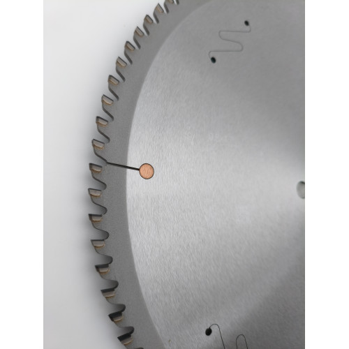 Пильный диск алмазный PCD для ДСП 300*3.2/2.2*30*96T трапеция RED SAMURAI Пильный диск алмазный PCD для ДСП 300*3.2/2.2*30*96T трапеция RED SAMURAI